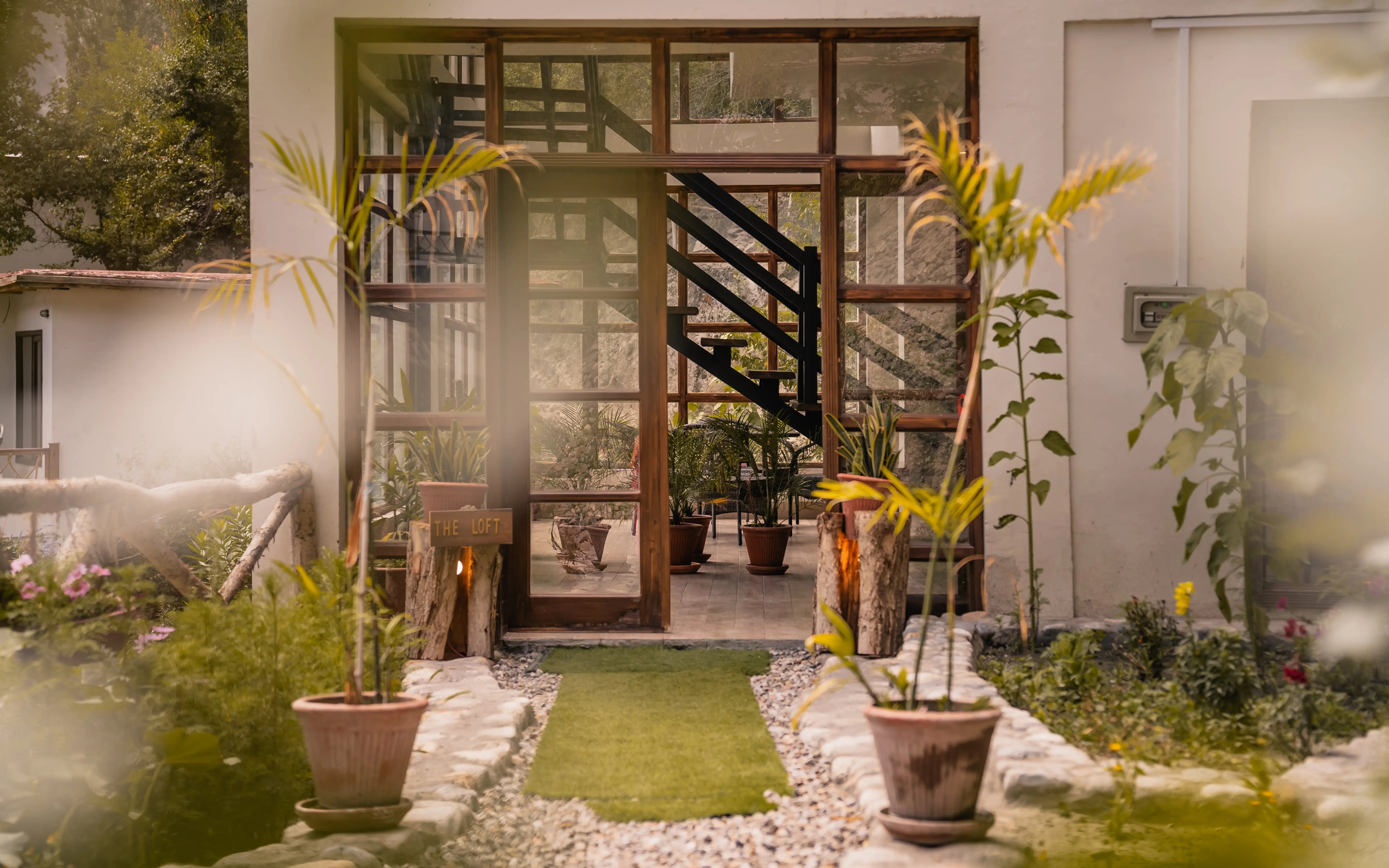 The Loft – Three-Bedroom Villa Offto Resorts