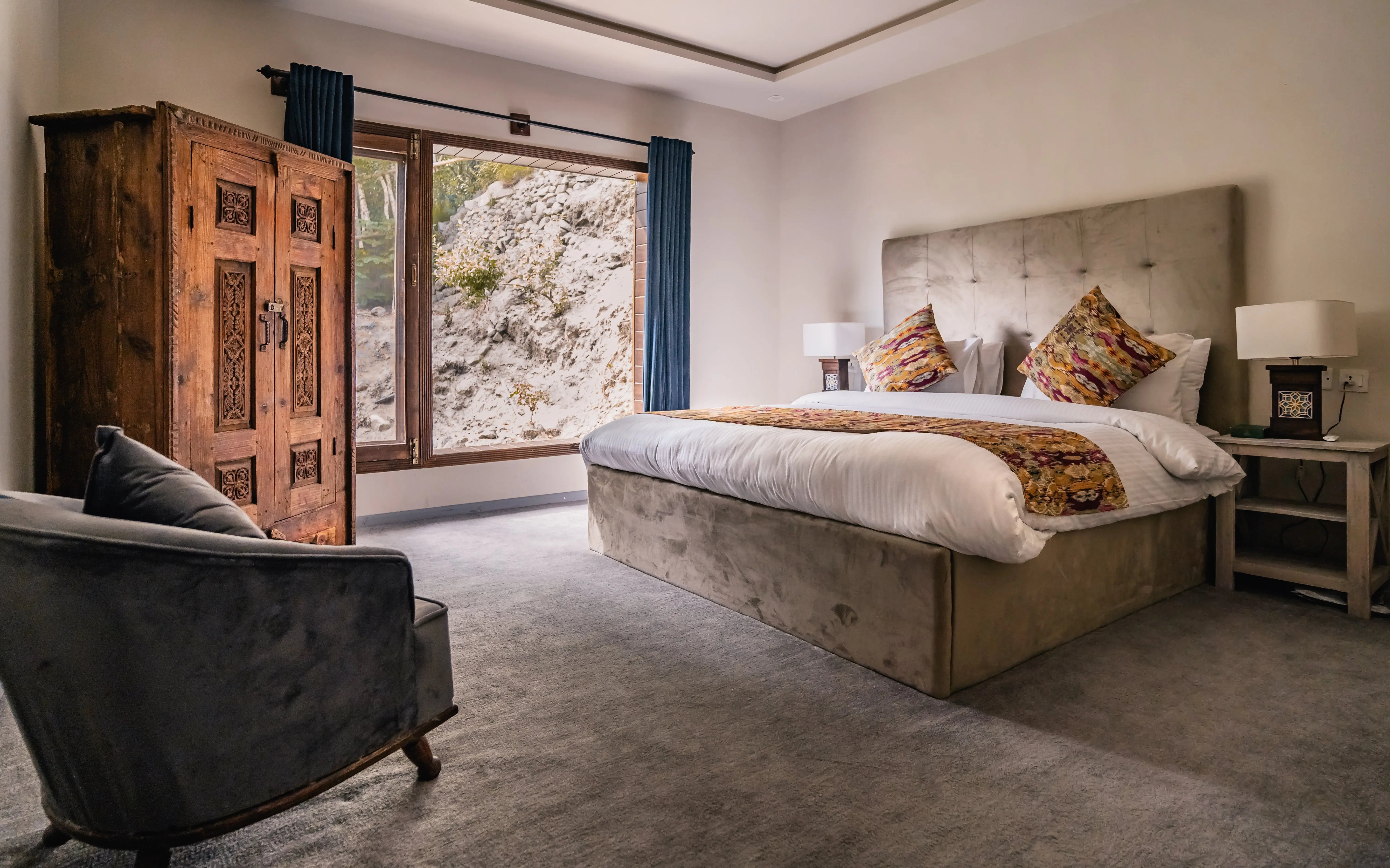 The Loft – Three-Bedroom Villa Offto Resorts